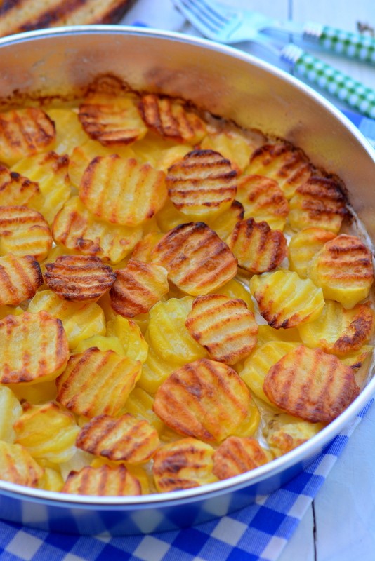 fırında tereyaplı çıtır patates tarifi