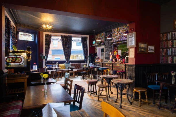 pub ve bar farkı