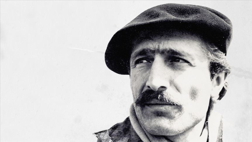 özdemir asaf kimdir