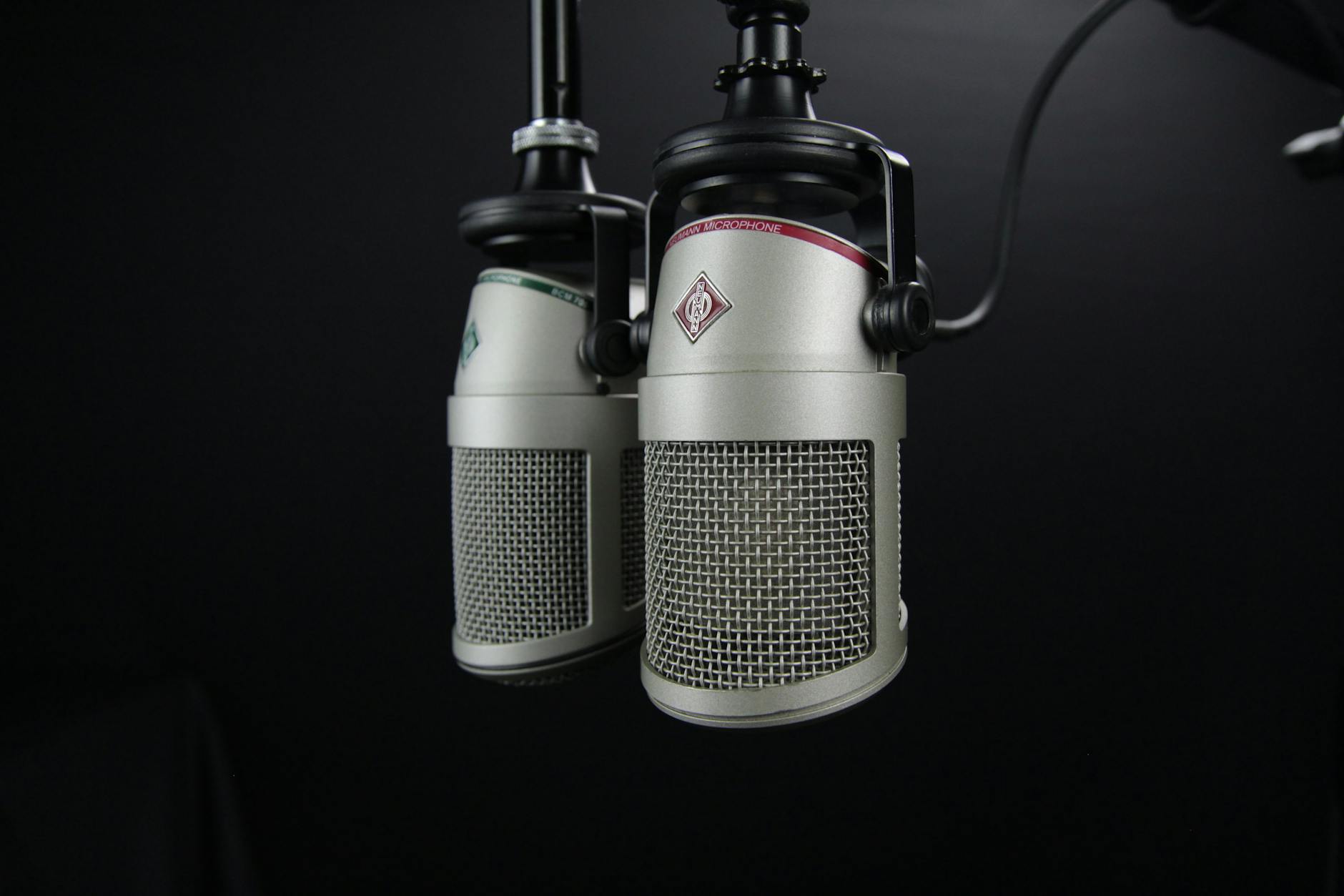 radyo frekans dalgaları, AM, FM, tavsiyemiz, hizmet, radyo istasyonu, yayın tipi radyo frekans dalgaları, AM, FM, tavsiyemiz, hizmet, radyo istasyonu, yayın tipi