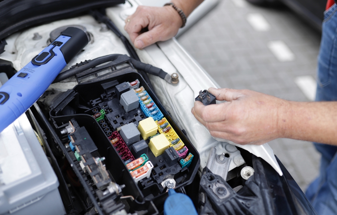 Airbag açmış araba ne kadar değer kaybeder?