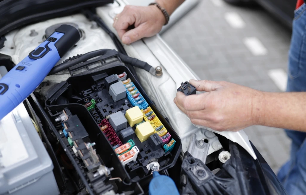 Airbag açmış araba ne kadar değer kaybeder?