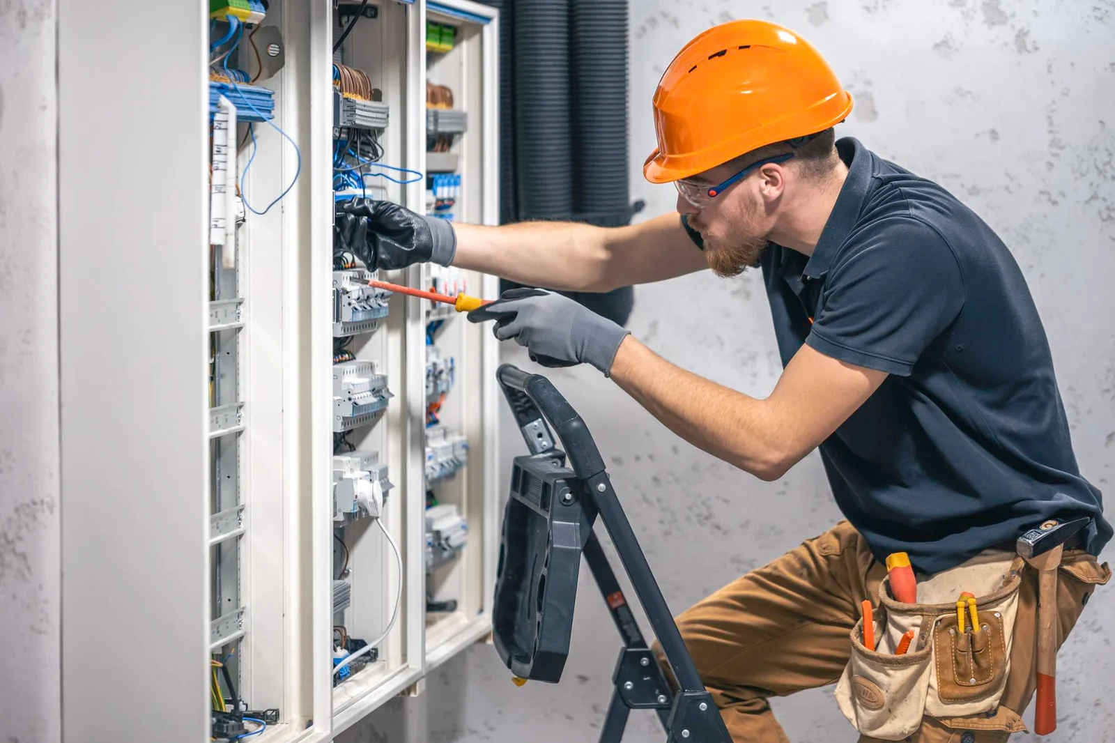 Yalova elektrikçi, elektrik arıza tamiri, elektrik tesisatı, güvenli elektrik hizmetleri, elektri