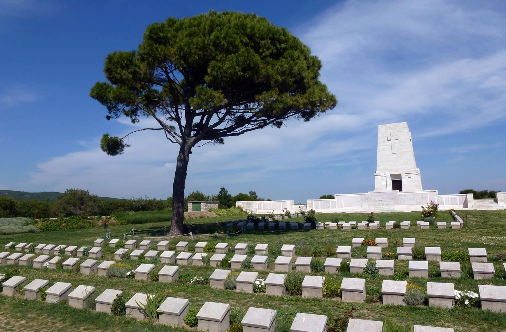 mezar yapımı, mezarcı hizmetleri, kalıcı mezar, mezar tasarımı, cenaze hizmetleri, mezar inşaatı,