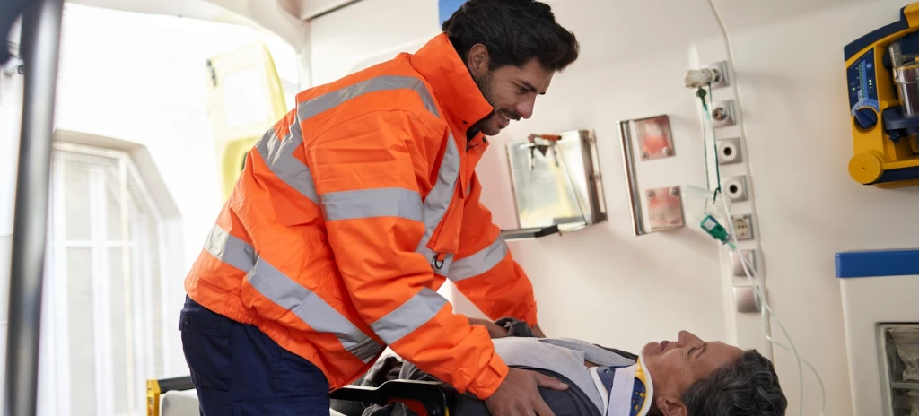 ilk yardım eğitimi, acil m&uuml;dahale, sağlık hizmetleri, acil durum &uuml;nitesi, ilk yardım talimatları,