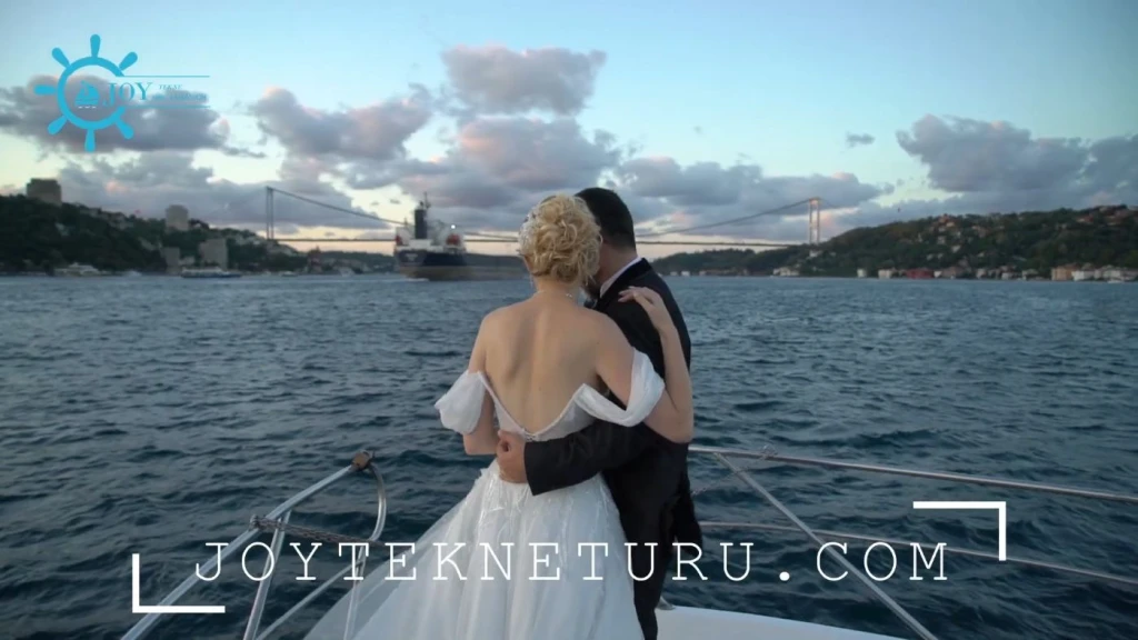 tekne düğünü planlama, romantik boğaz düğünü, deniz üzerinde organizasyon, tekne kiralama, özel d tekne düğünü planlama, romantik boğaz düğünü, deniz üzerinde organizasyon, tekne kiralama, özel d