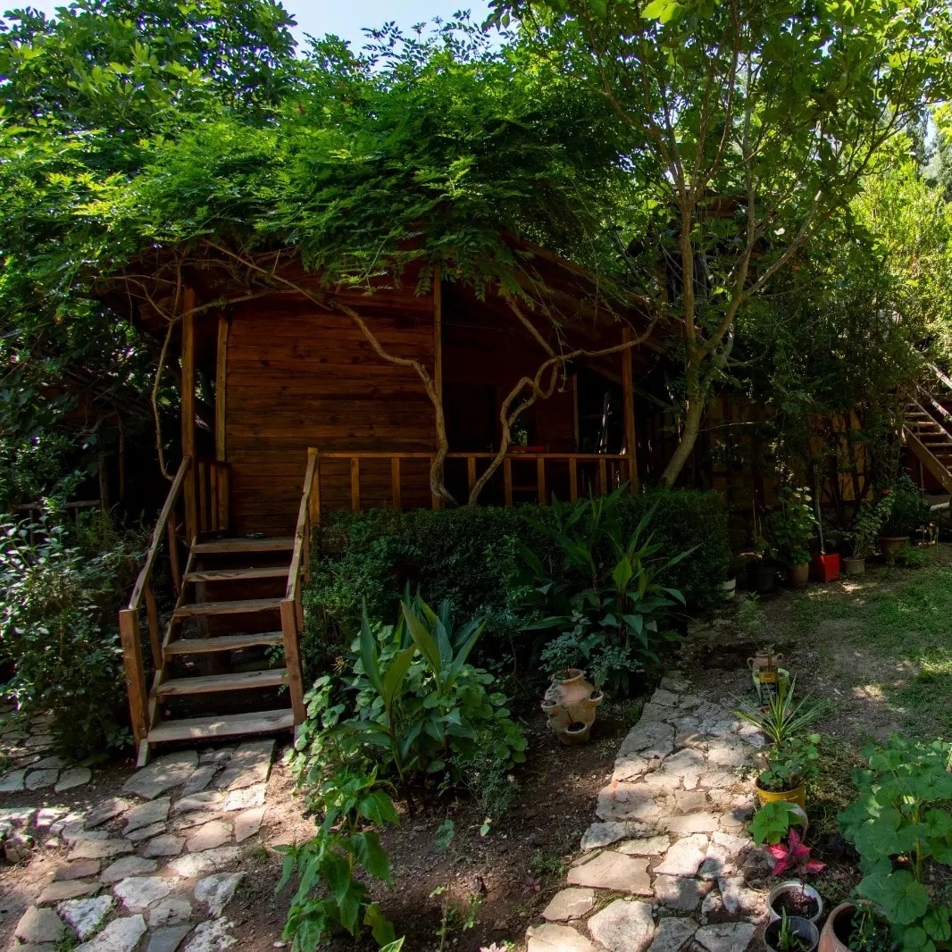 Mersin bungalov, bungalov yapımı, açık hava konaklama, tatil köyü, doğal yaşam bina,bungalov imal