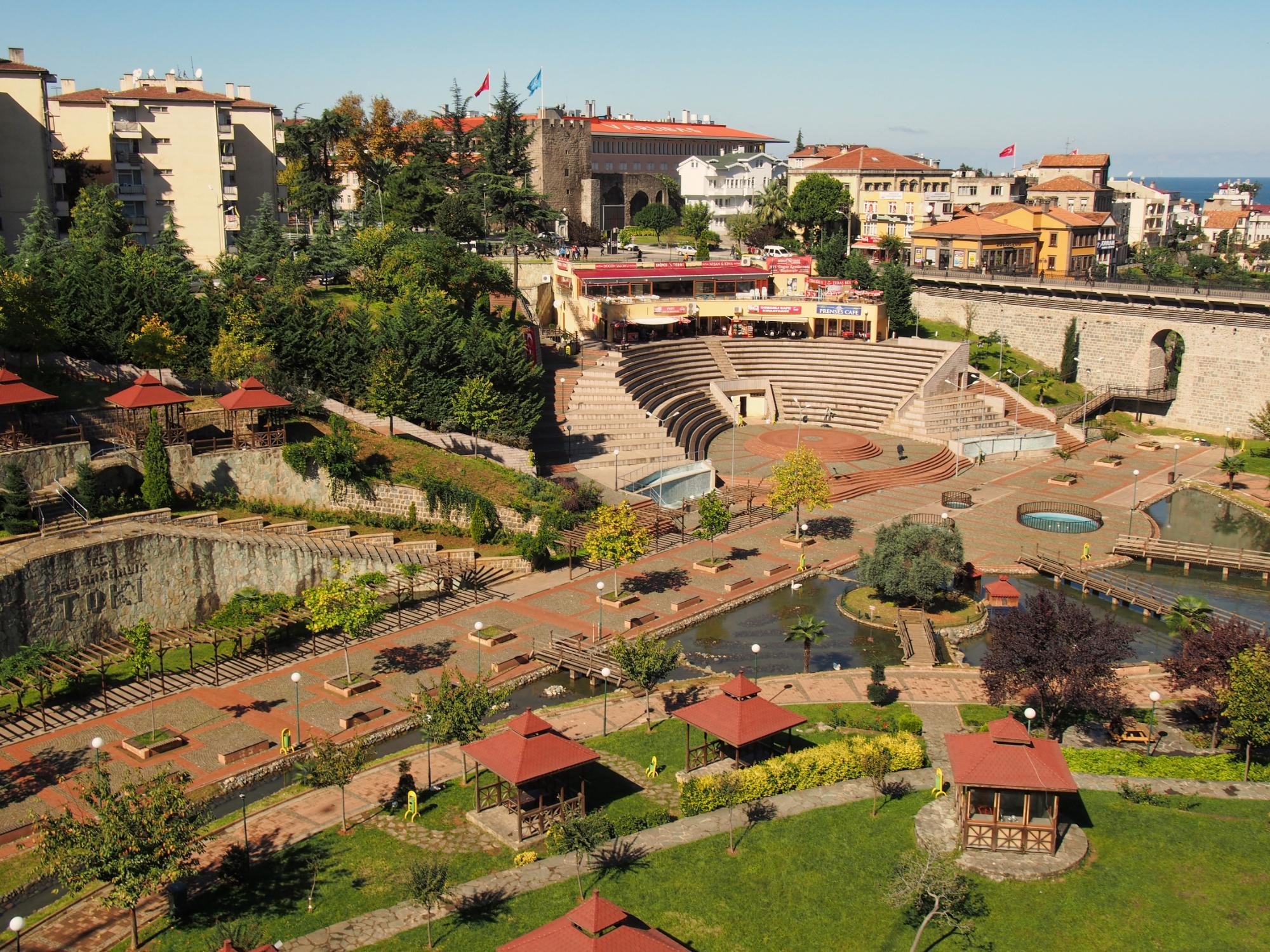 Trabzon peyzaj, bahçe tasarımı, peyzaj düzenleme, doğal peyzaj, bahçe bakımı, bahçe dekorasyonu,p