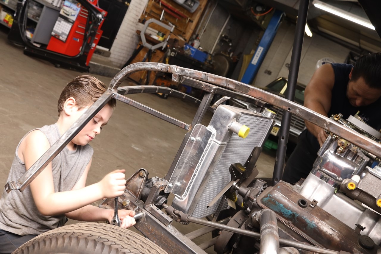 airbag tamiri, araba güvenliği, döşemelik airbag, araç tamiri, güvenli sürüş, araç bakımı, oto se