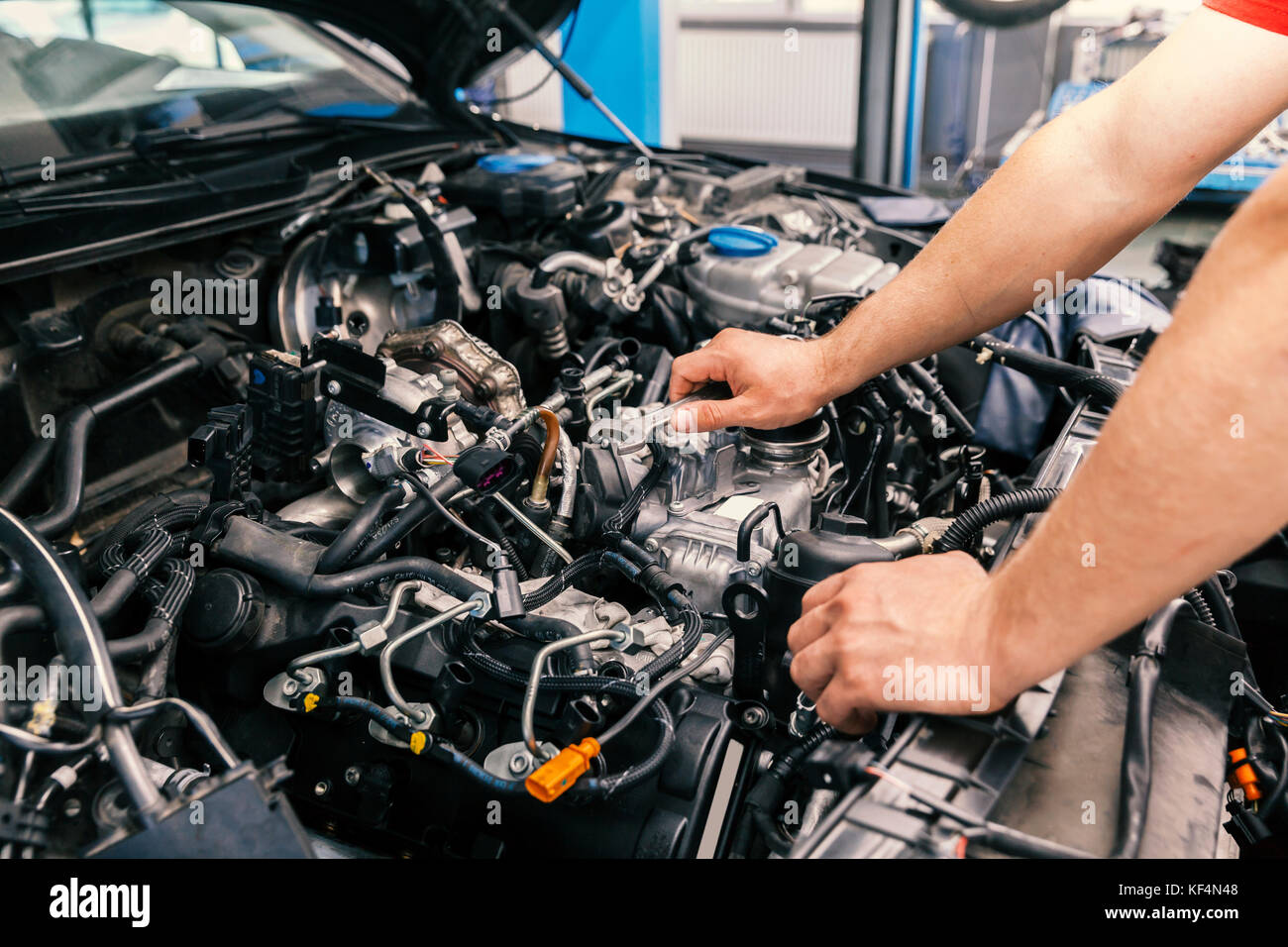 Van araç motor yenileme, motor rektifiye, motor tamiri, araç bakım, motor onarım revizyonu,motor Van araç motor yenileme, motor rektifiye, motor tamiri, araç bakım, motor onarım revizyonu,motor