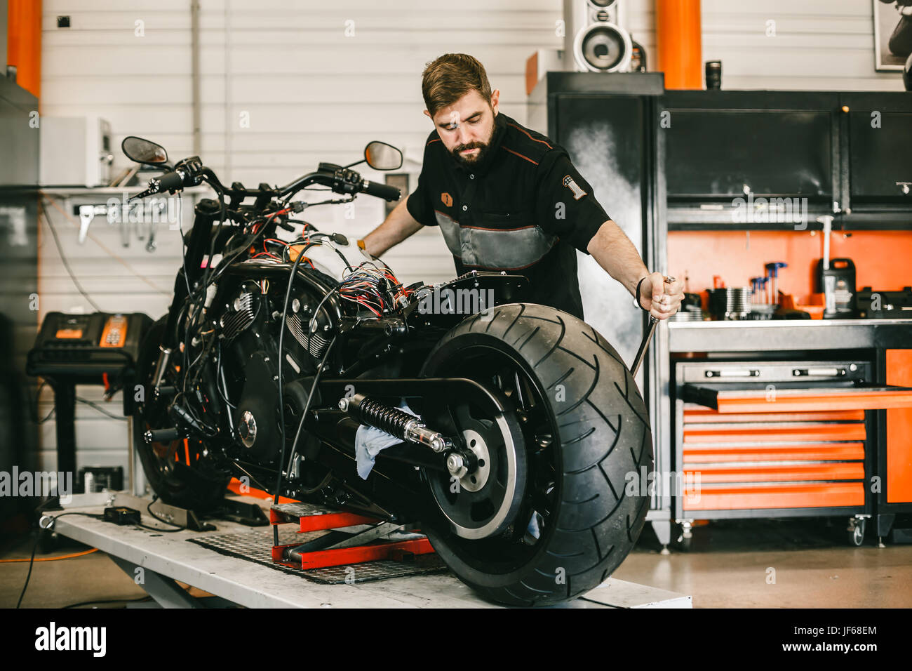 motorsiklet tamiri, Yalova motosiklet servisi, motosiklet bakımı, motor onarım, motosiklet parça