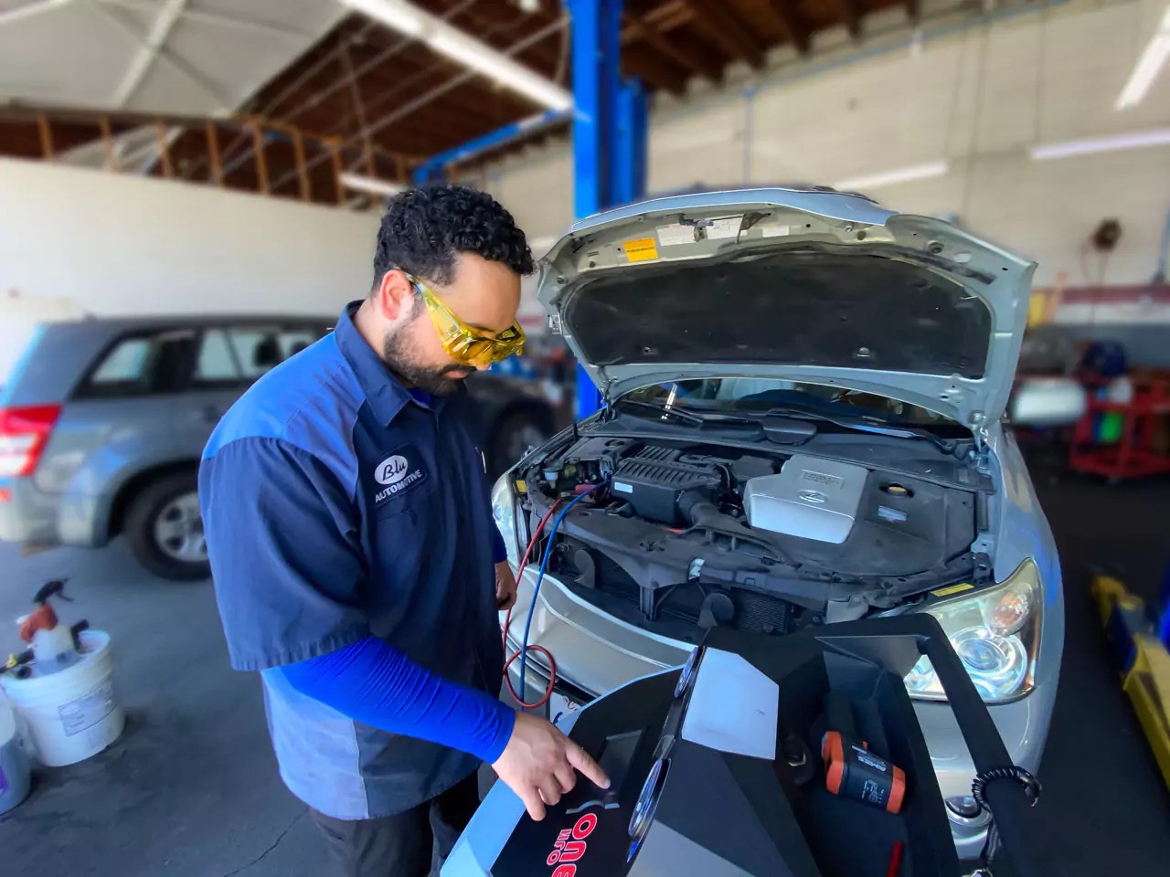 oto klima gaz dolumu, İstanbul klima bakımı, araç klima gazı yenileme, otomobil klima sistemi, kl