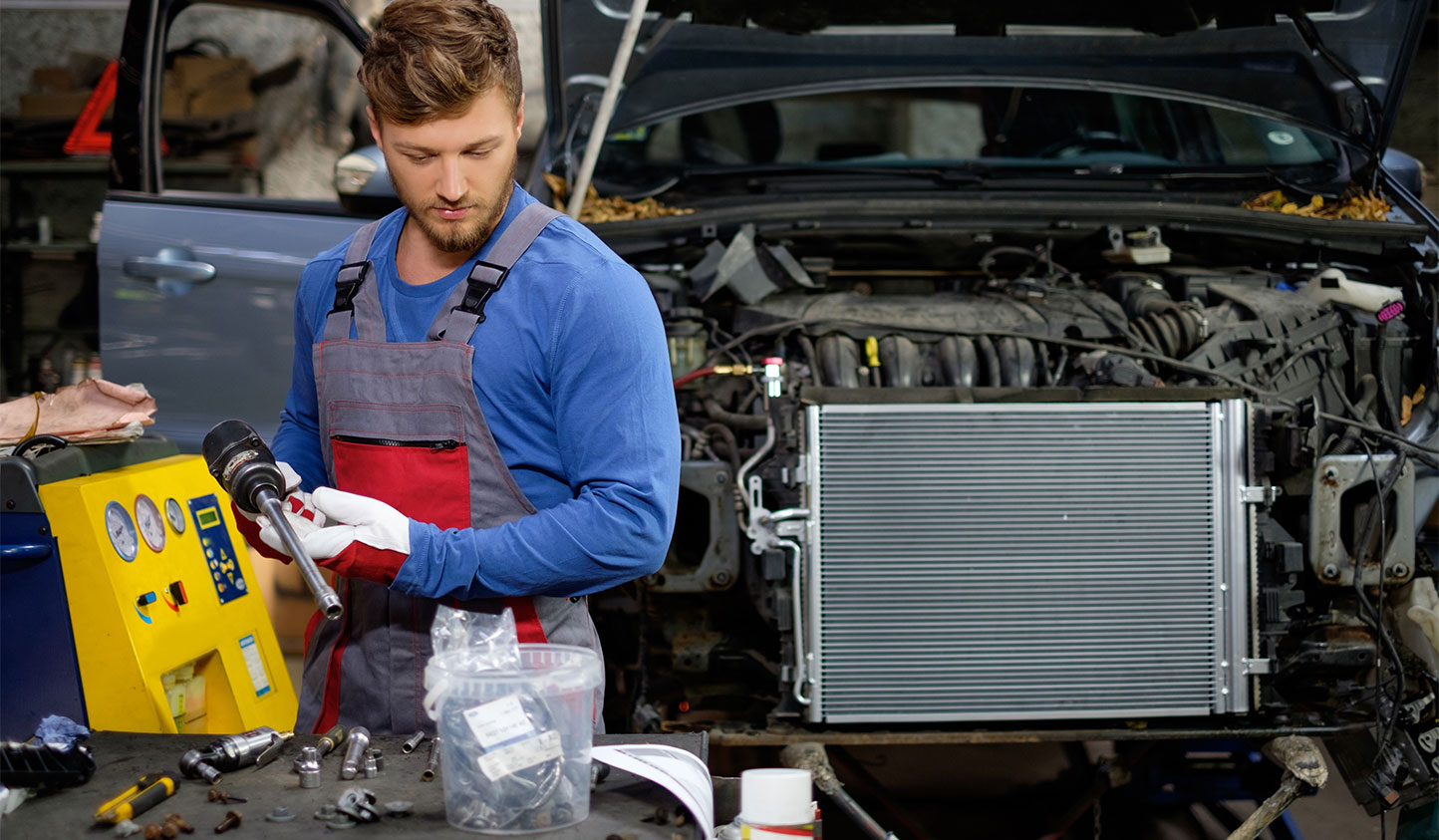 oto radyatör, radiator tamiri, araç soğutma sistemi, Tekirdağ oto servisi, radyatör temizleme,oto