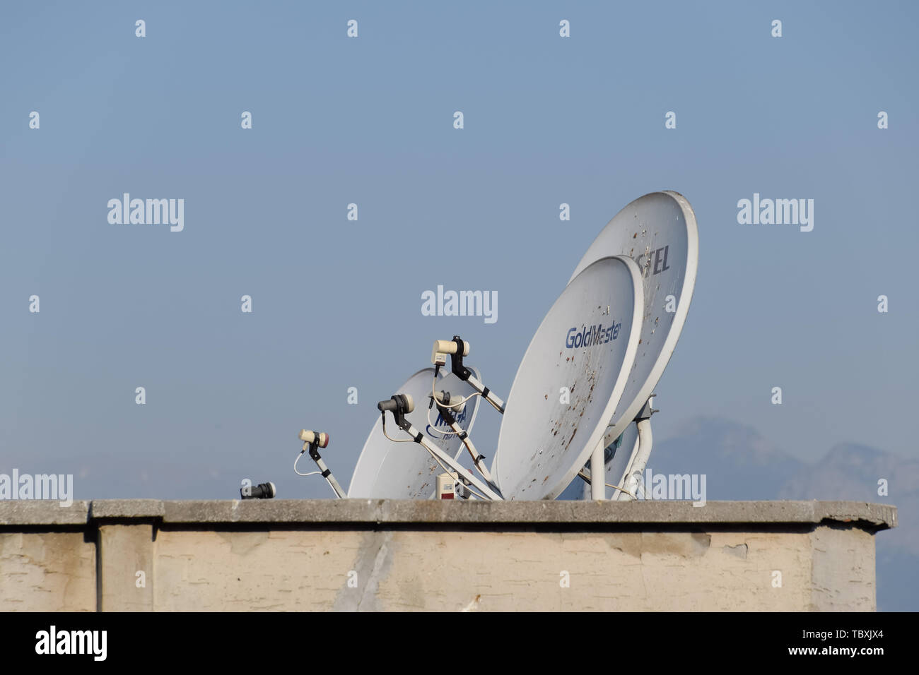 Antalya uydu servisi, uydu kurulumu, uyducu, uydu ayarları, HD uydu hizmeti,uydu servisi,uydu ser Antalya uydu servisi, uydu kurulumu, uyducu, uydu ayarları, HD uydu hizmeti,uydu servisi,uydu ser