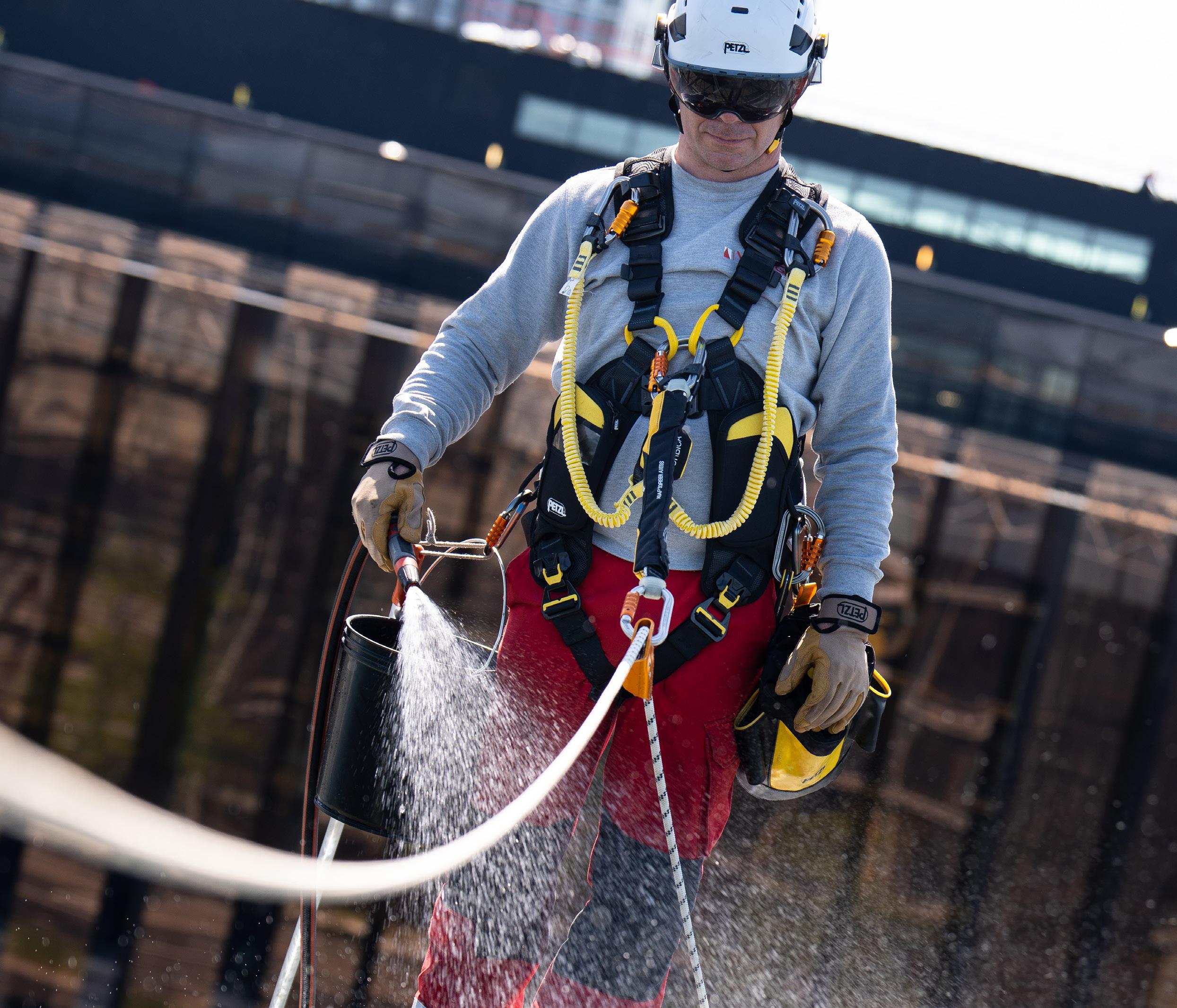 Mersin uydu kurulumu, uydu onarımı, uydu anteni servisi, uydu tamiri, Mersin uyducu, uydu montaj,