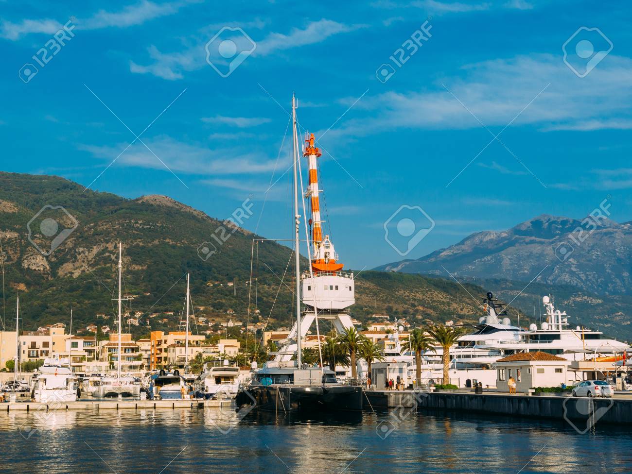 Muğla vinç kiralama, vinç kiralama hizmetleri, ağır yük taşıma, vinç kiralama fiyatları, inşaat v Muğla vinç kiralama, vinç kiralama hizmetleri, ağır yük taşıma, vinç kiralama fiyatları, inşaat v