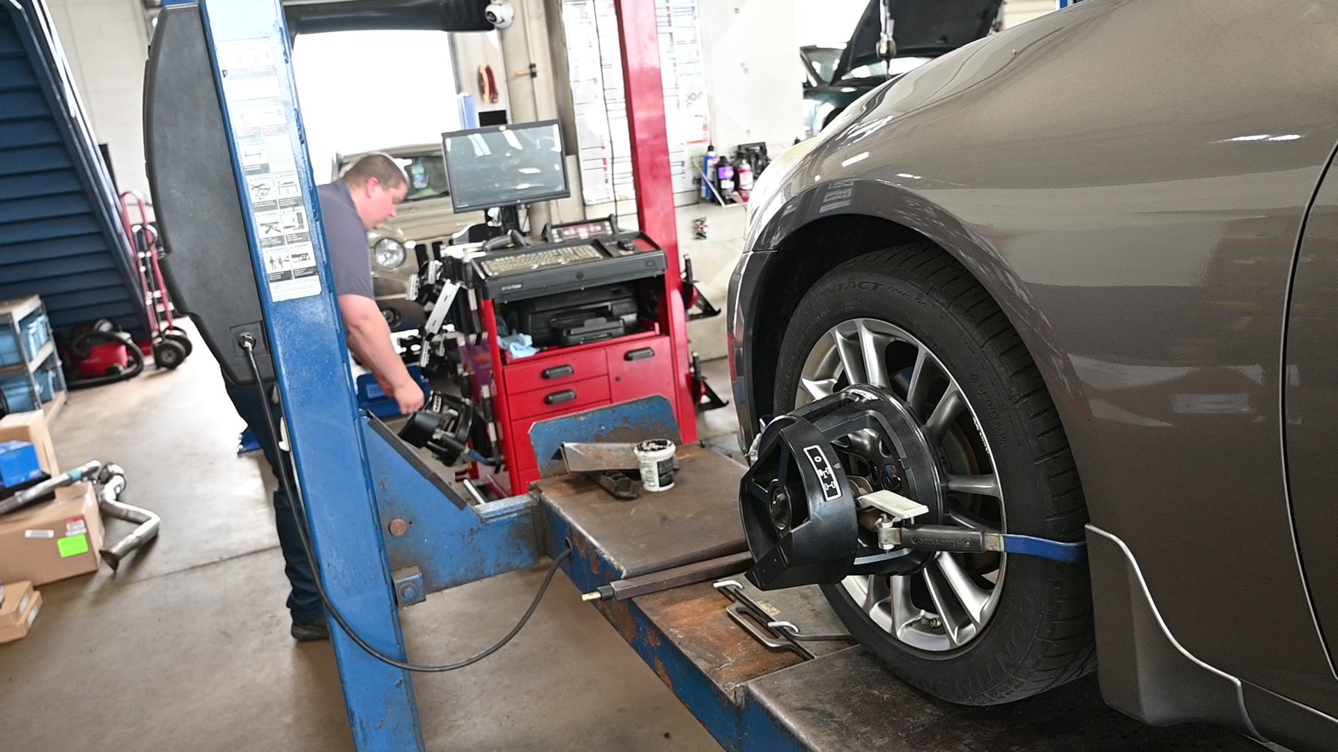 rotbalans hizmeti, Burdur araç bakım, lastik dengeleme, araç performansı, rot balans ayarı,rotbal