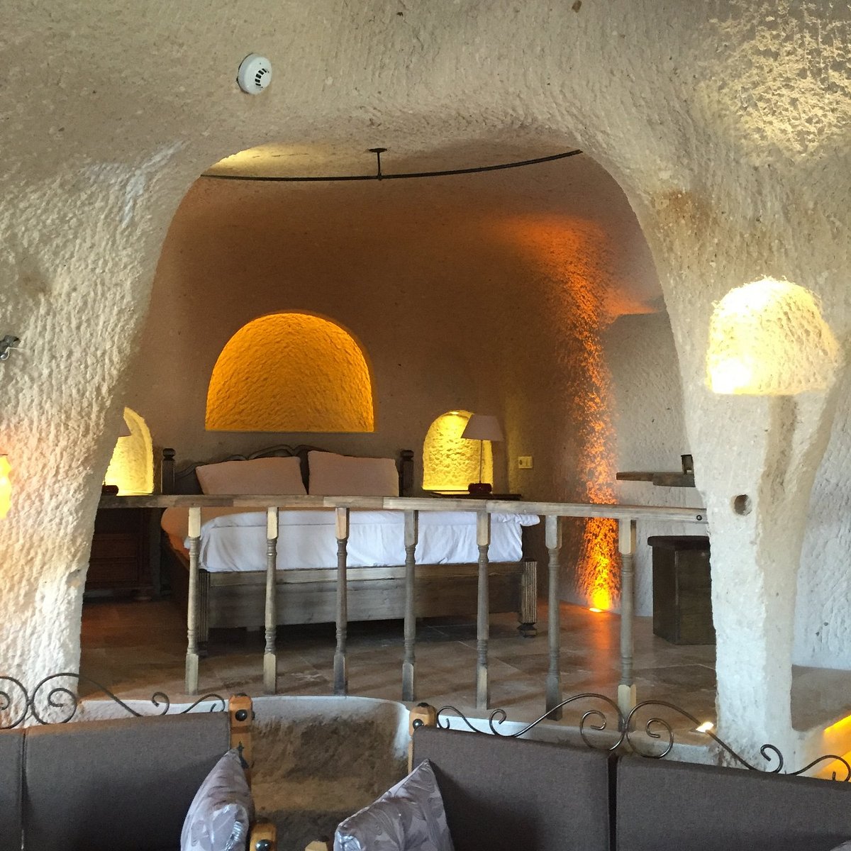 Adana otelleri, lüks konaklama, 5 yıldızlı oteller, Adana tatil, kaliteli hizmetler, konforlu ote