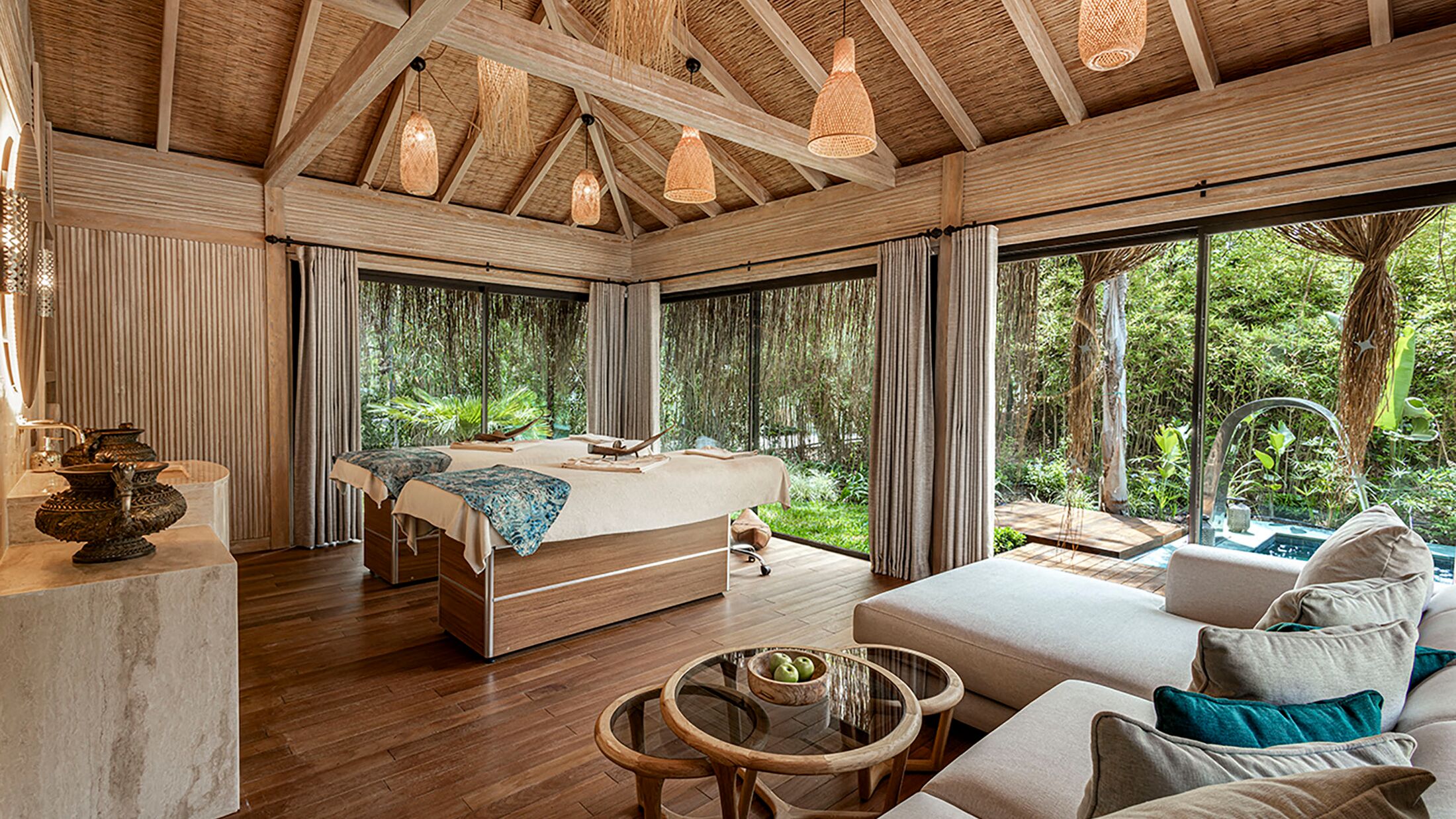 Antalya 4 yıldızlı oteller, lüks tatil, deniz manzarası, konforlu konaklama, uygun fiyatlı otelle