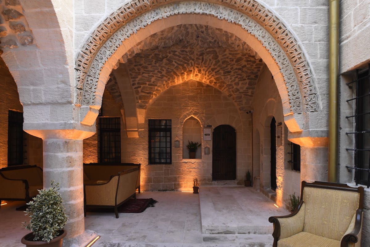 Mardin otelleri, 4 yıldızlı konaklama, lüks oteller Mardin, otel rezervasyonu Mardin, rahat konak