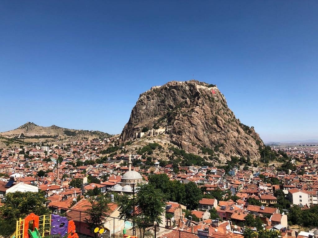 Afyonkarahisar araç kiralama, ekonomik araç kiralama, uzun vadeli araç kiralama, uygun fiyatlı ar