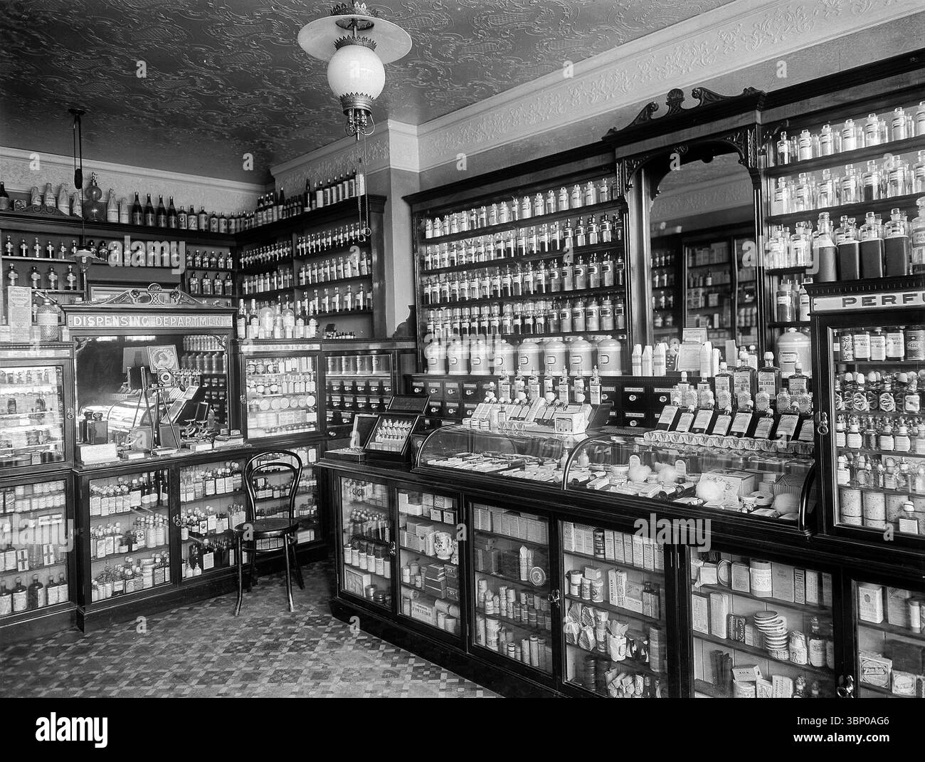 Antalya eczaneler, reçeteli ilaç, reçetesiz ilaç, sağlık hizmetleri Antalya, ilaç temini,eczane,e