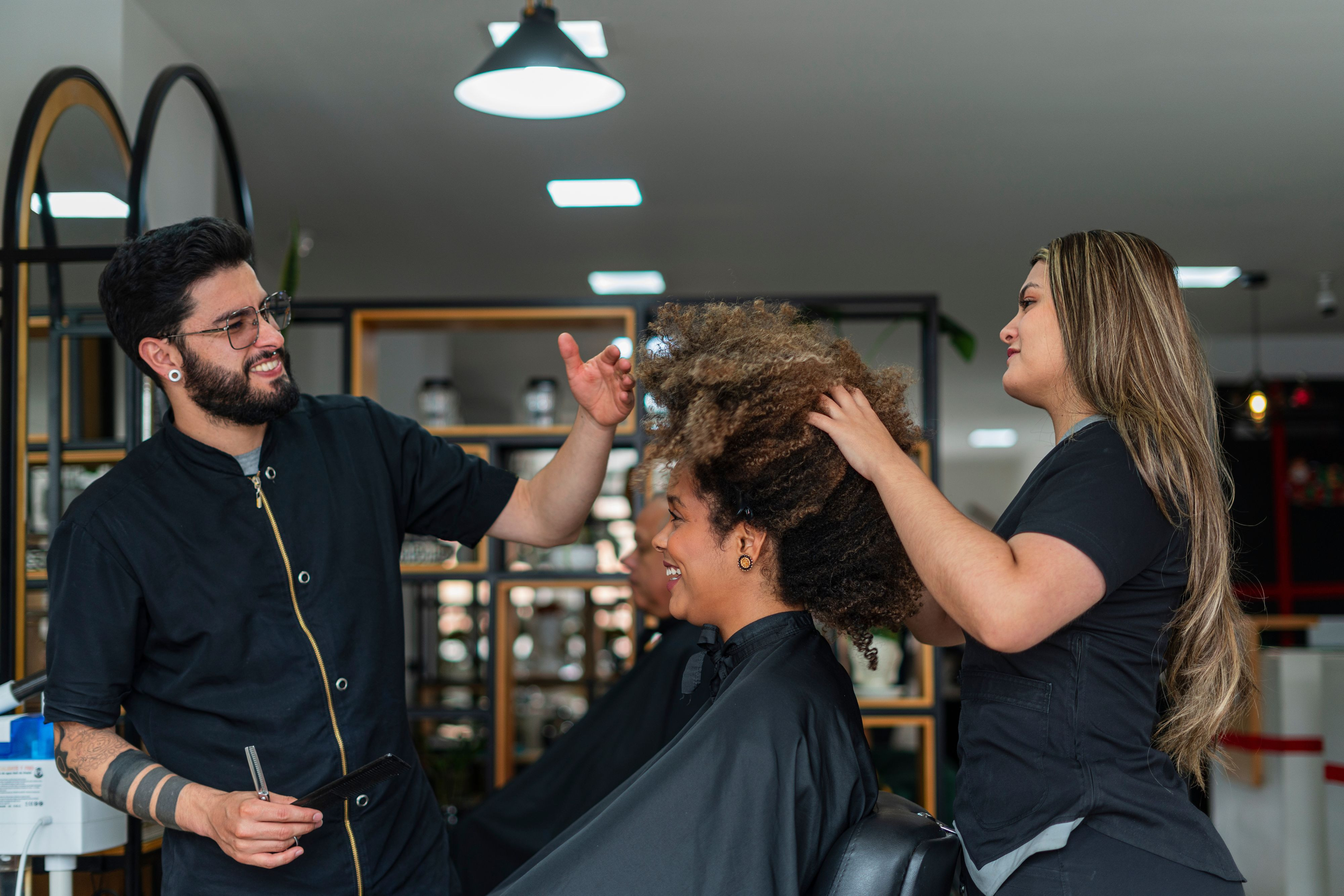 Kırıkkale kadın kuaförleri, kadın saç bakımı, profesyonel kuaför hizmetleri, saç kesim ve boyama,