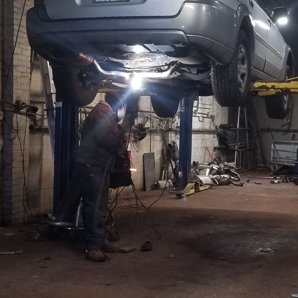 oto egzoz, Artvin egzoz servisi, egzoz tamiri, araç performansı, egzoz sistemleri,egzozcu,egzozcu