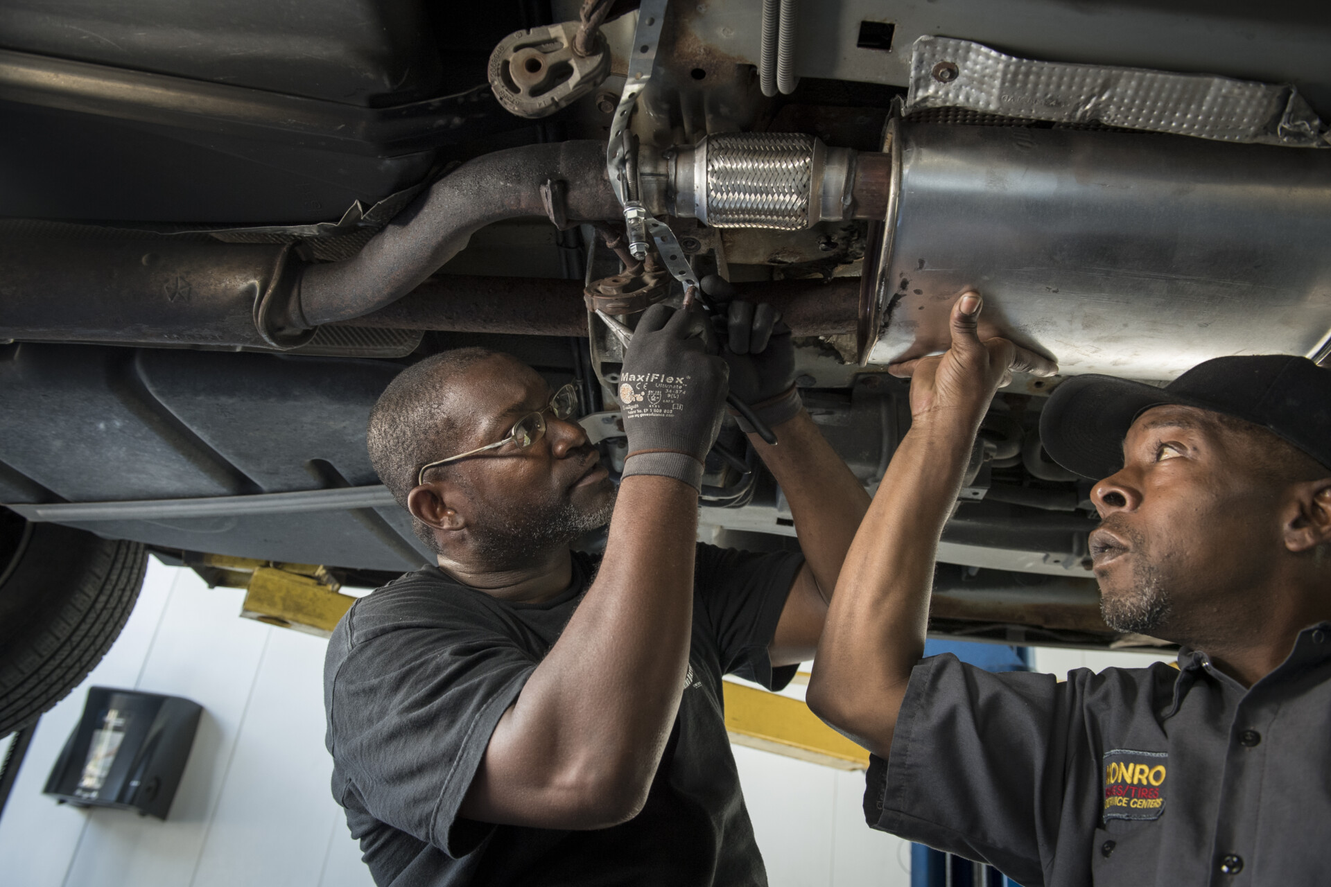 egzoz tamiri, egzoz montaj, Gümüşhane egzoz servisi, egzozcu, araç egzoz bakım, otomobil egzoz on