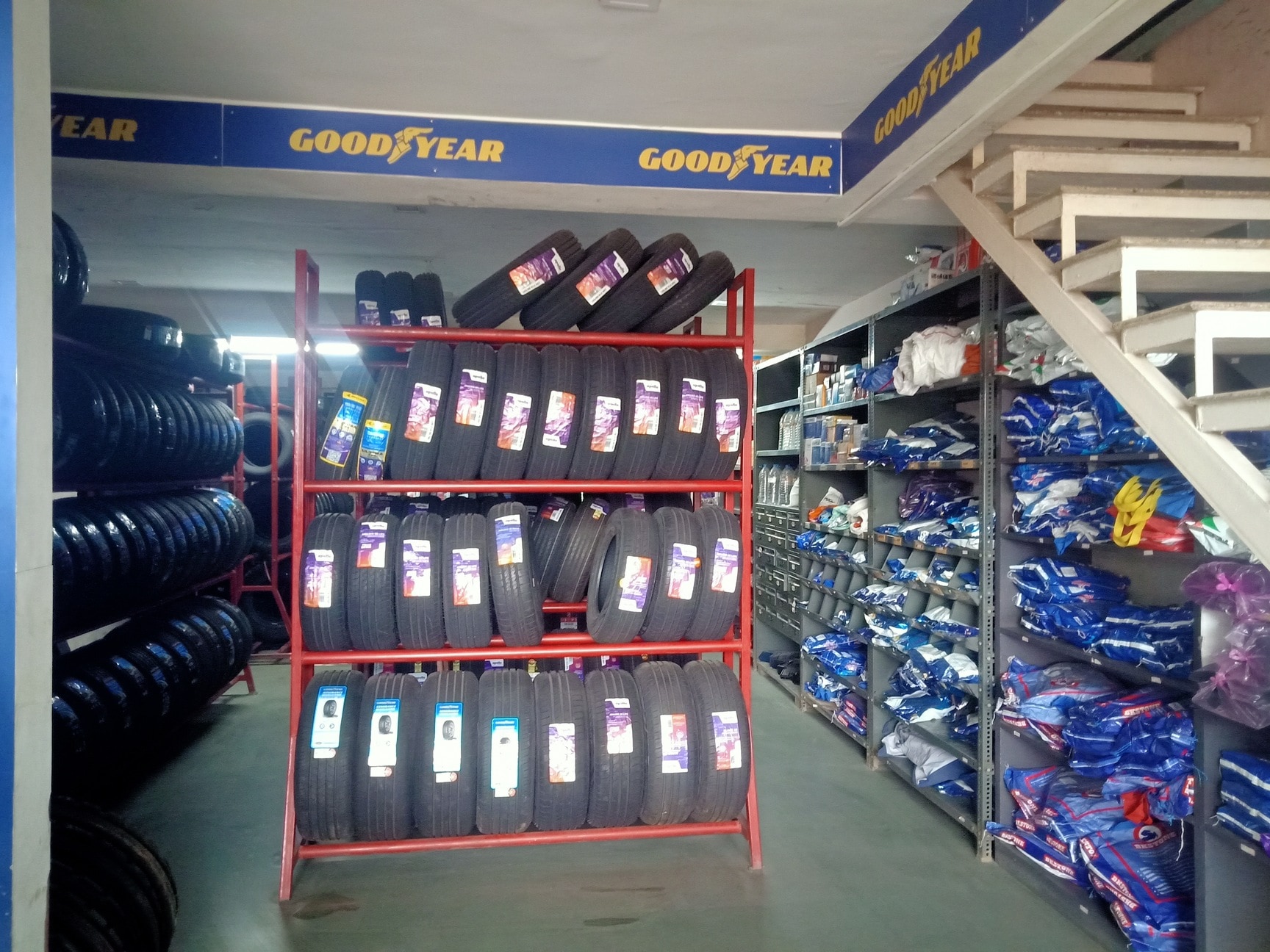 Adana lastik, oto lastik tavsiyesi, lastik bakım, otomobil lastikleri, güvenli sürüş,lastikçi,las