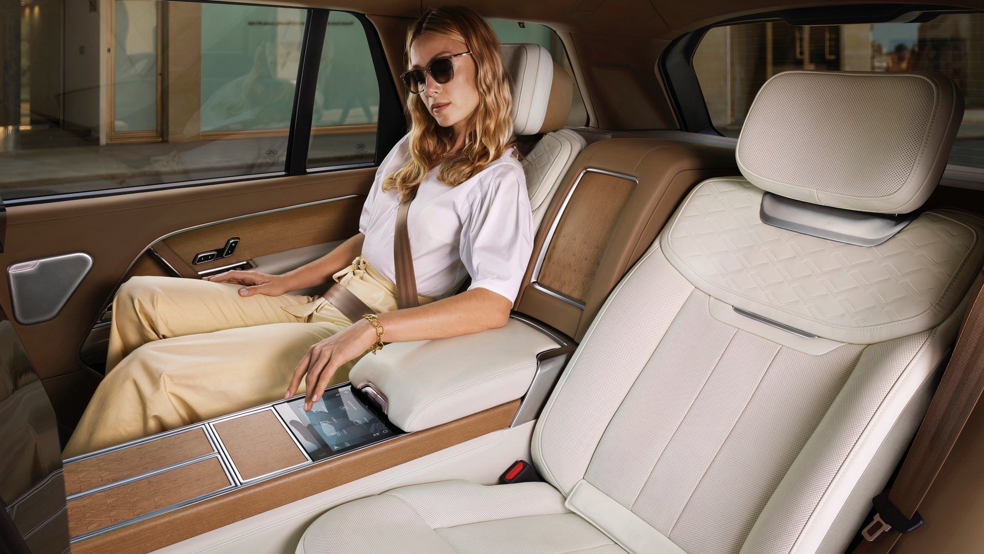 oto radyo, ses sistemi, araba teyp, ses sistemleri kurulumu, Sivas araba ses sistemi,oto ses sist