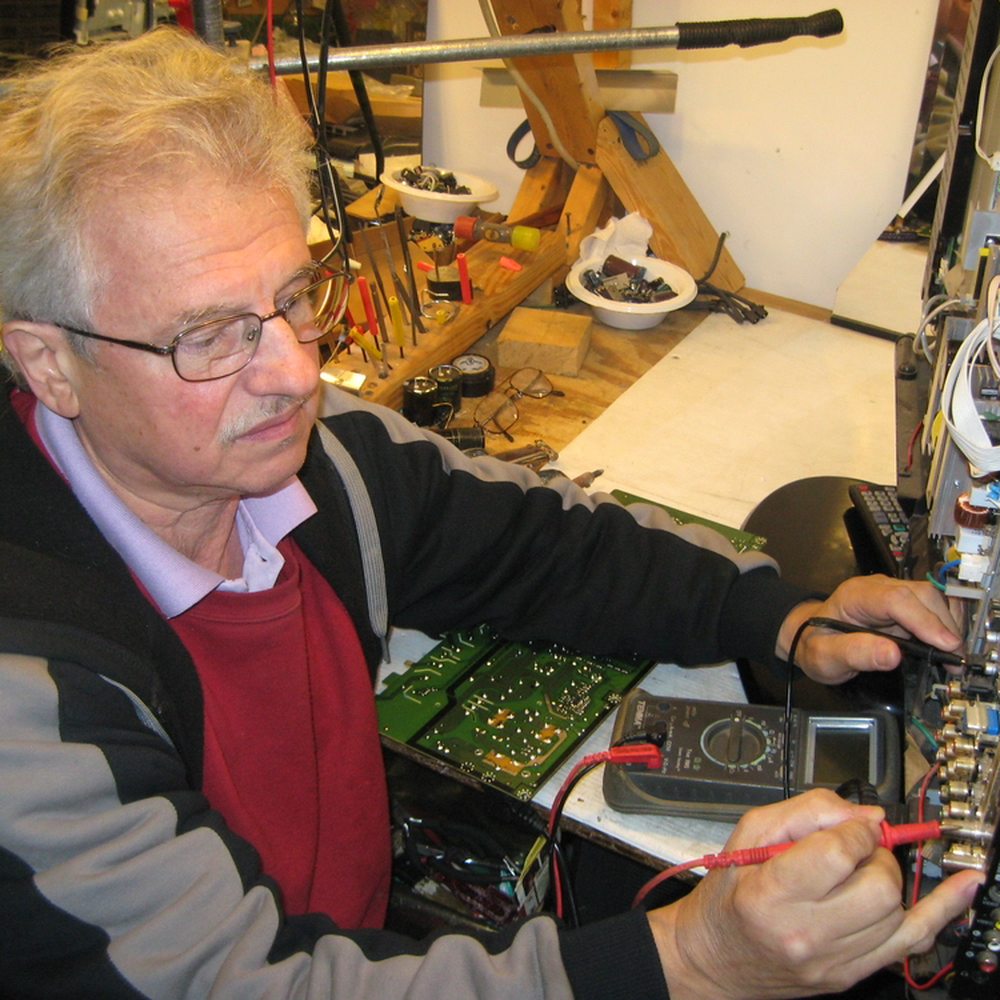 Mersin televizyon tamircisi, televizyon bakımı, LCD TV onarımı, plazma TV tamiratı, televizyon ek