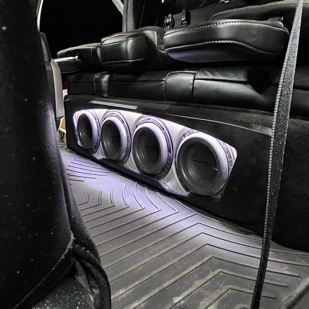 oto radyo montajı, ses sistemi kurulumu, araç içi ses teknolojisi, araba teyp yenileme, ses siste