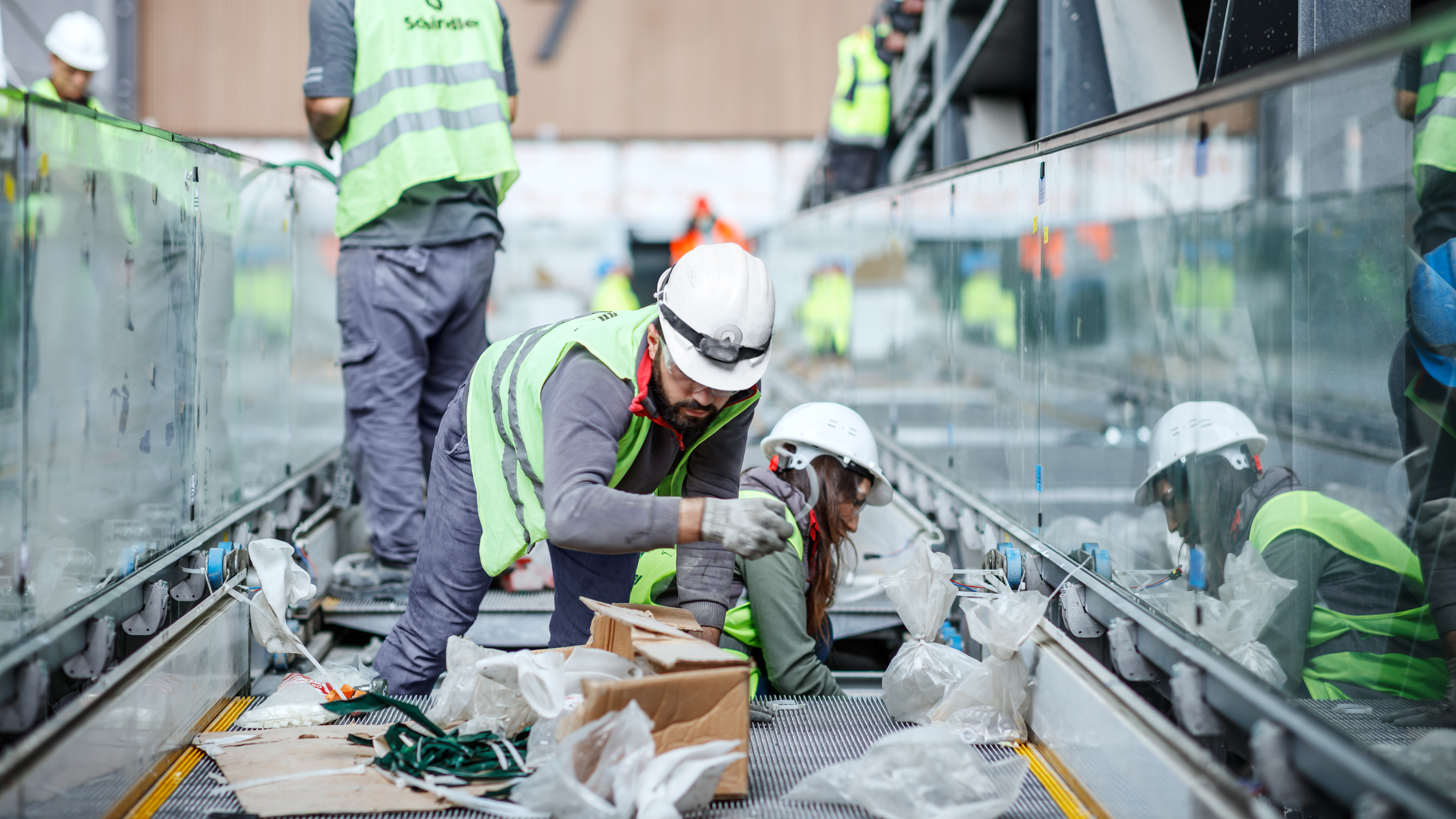 yük asansörü bakımı, güvenlik kontrolleri, İstanbul yük asansörü, asansör hizmetleri, yük kaldırm