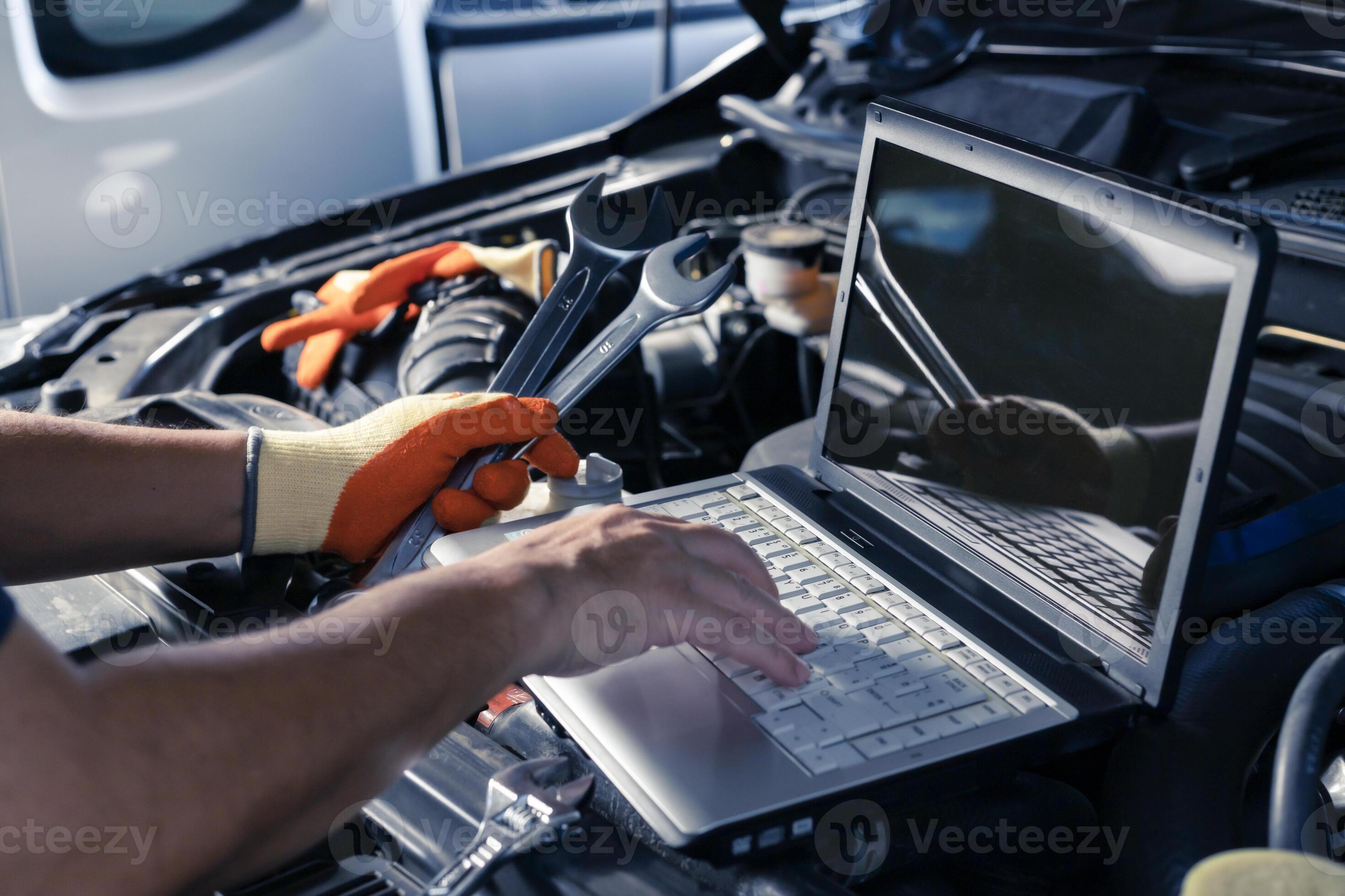 araç beynini tamiri, elektronik arıza onarımı, araç elektronik sistemleri, Kırklareli oto tamir,