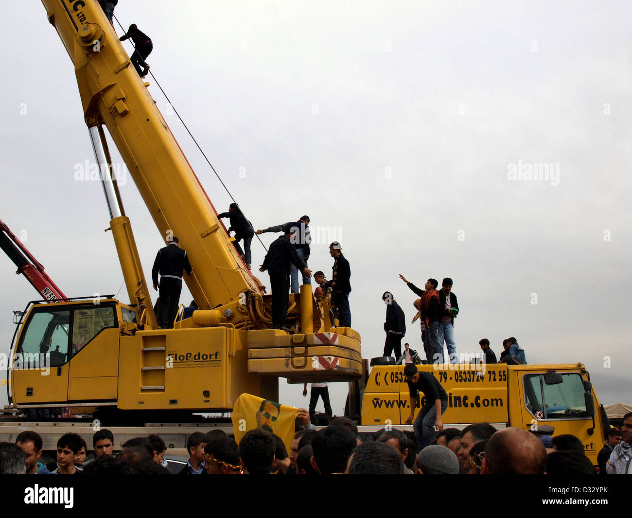 Vinç kiralama Diyarbakır, yük kaldırma hizmetleri, inşaat vinçleri, vinç kiralama fiyatları, ağır