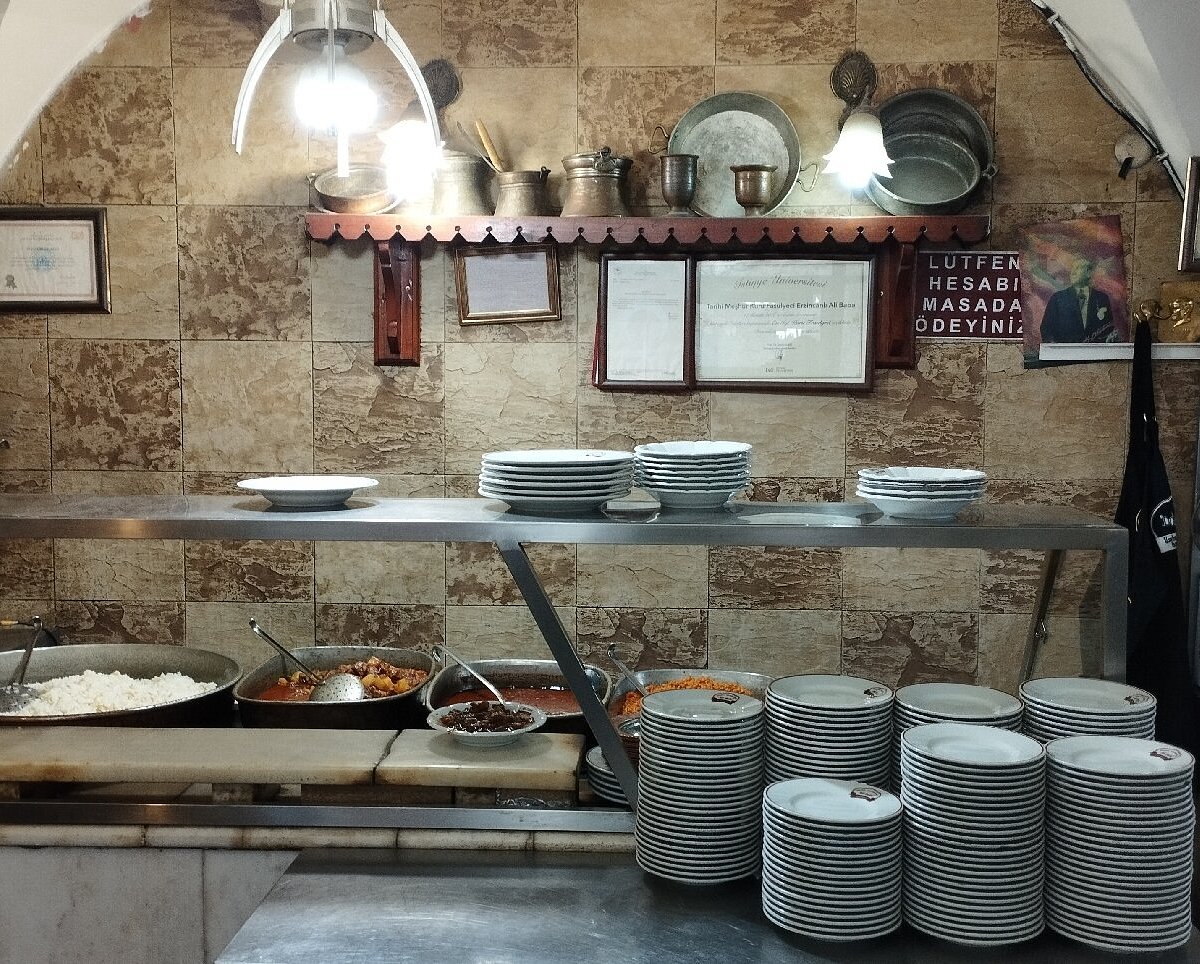 Erzincan lokantaları, uygun fiyatlı yemekler, yöresel tatlar, hızlı servis, yerel lezzetler,esnaf