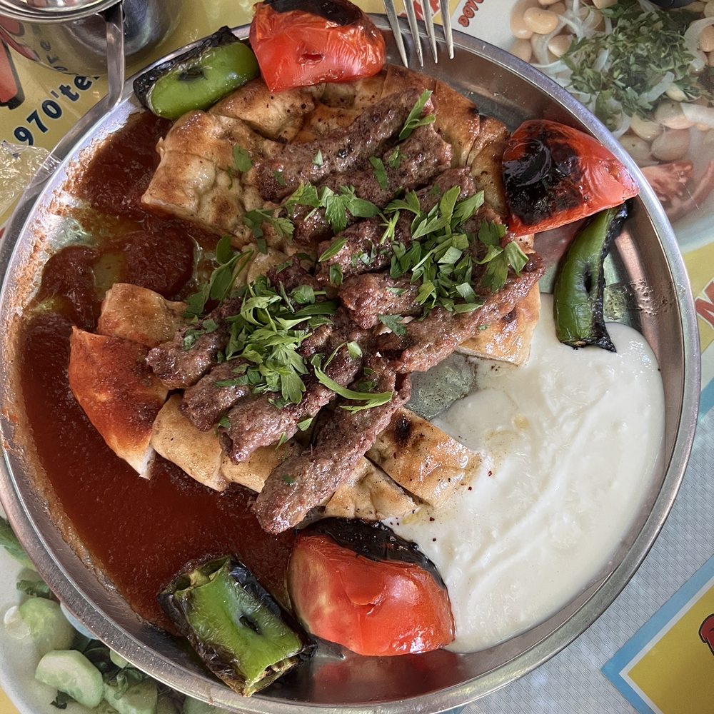 Manisa lokantaları, esnaf lokantası yemekleri, Manisa lezzetleri, geleneksel yemekler, hızlı serv