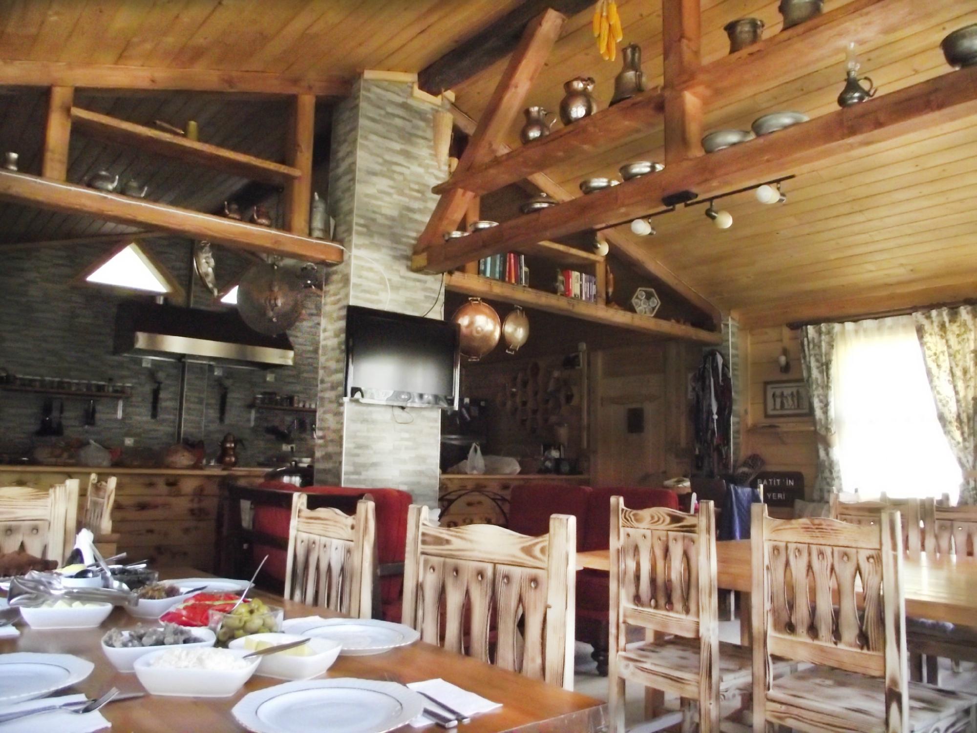 Rize lokantaları, esnaf yemekleri, geleneksel Rize mutfağı, taze Rize yemekleri, Rize restoran li