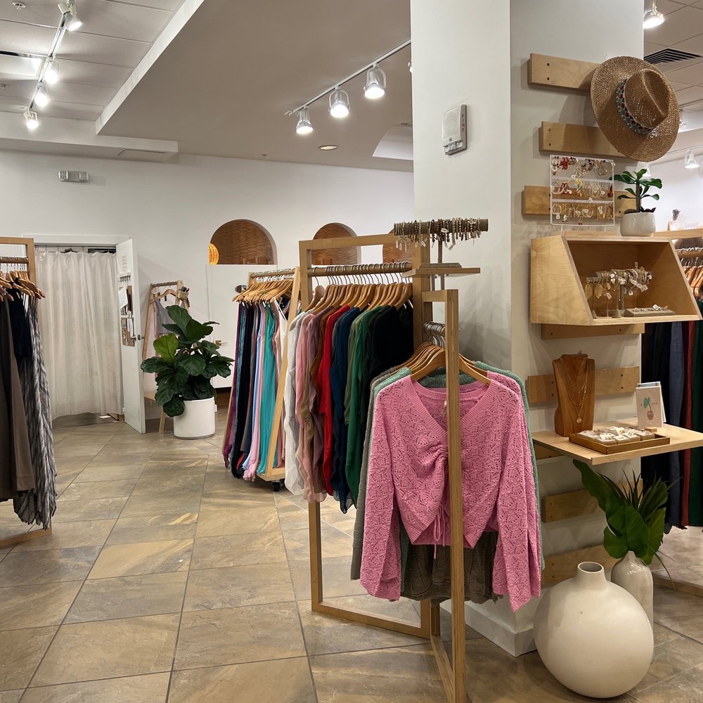 Ağrı kadın giyim, kadın moda mağazaları, şık kadın kıyafetleri, Ağrı alışveriş merkezleri, kadın