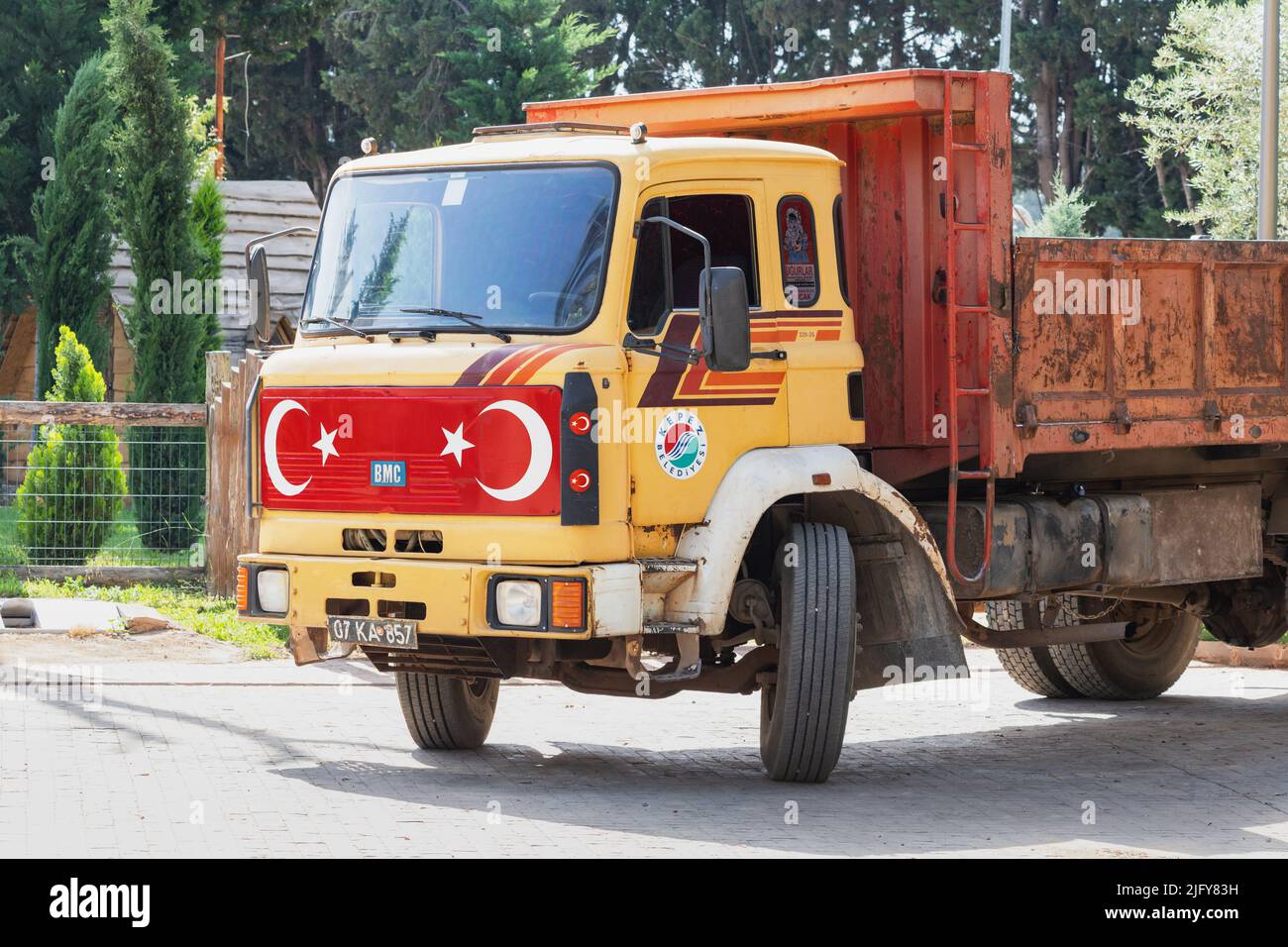 Antalya ağır yük taşımacılığı, güvenilir lojistik, ağır nakliye hizmetleri, profesyonel taşımacıl