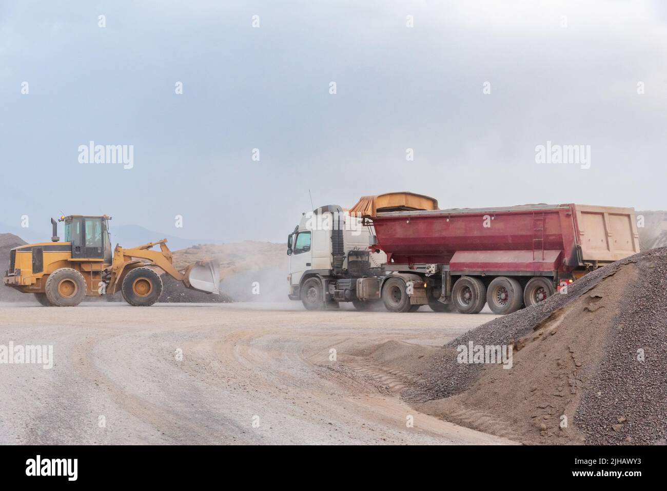 ağır yük taşımacılığı, Giresun ağır nakliye, lojistik çözümler, büyük yük taşımacılığı, ağır yük
