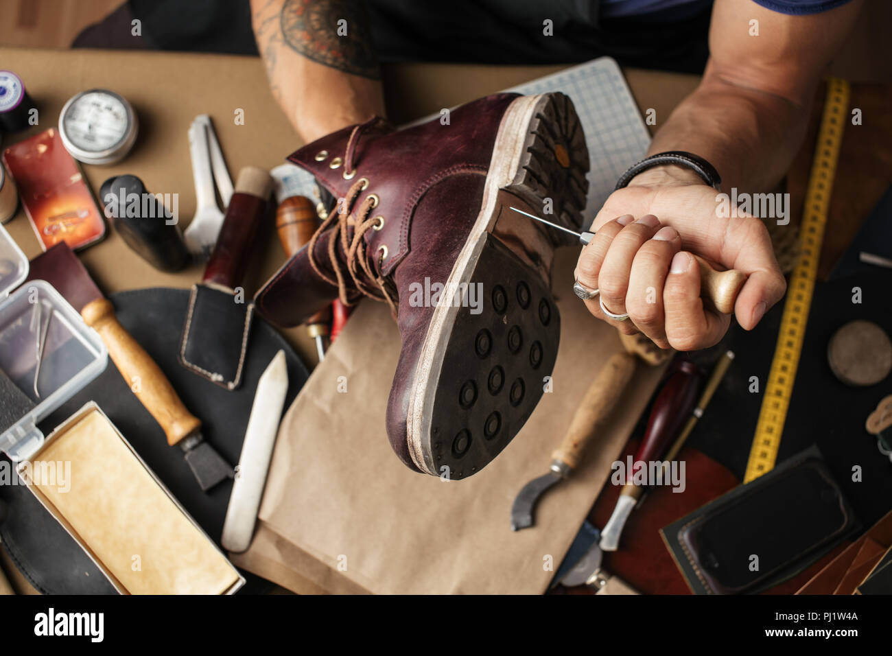 İsparta ayakkabı bakımı, ayakkabı onarımı, ayakkabı temizliği, ayakkabı tamiri, deri bakım, ayakk