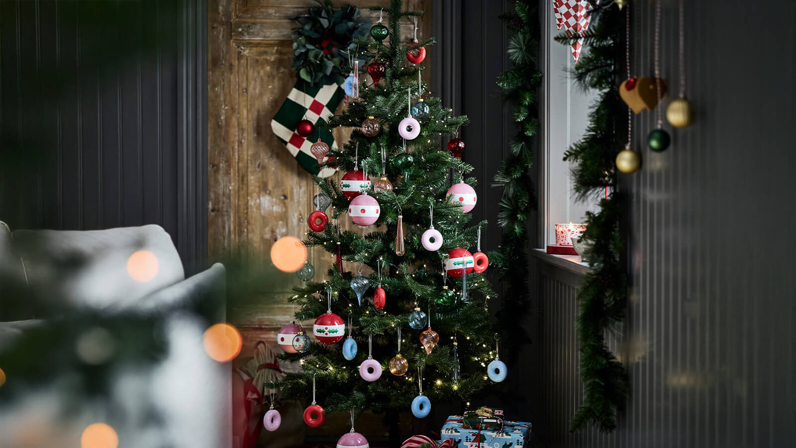 gümüşhane çiçekçilik, çelenk modelleri, özel çiçek tasarımı, çiçek gönderim, çiçekçi hizmetleri,ç