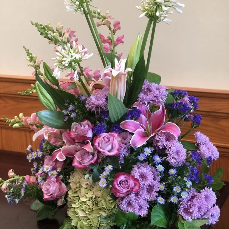 Manisa çiçekçileri, çelenk yapımı, özel çiçek tasarımları, anıtlara çelenk, uygun fiyatlı çiçek h Manisa çiçekçileri, çelenk yapımı, özel çiçek tasarımları, anıtlara çelenk, uygun fiyatlı çiçek h