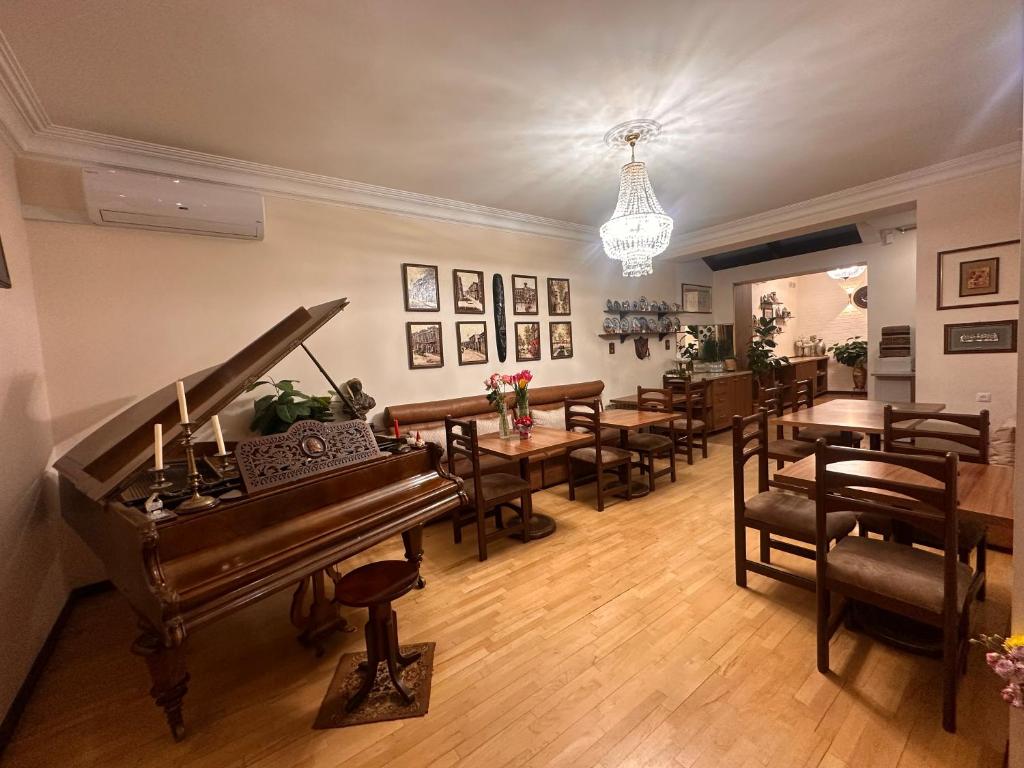 Iğdır bilardo salonları, bilardo mekanları, en iyi bilardo salonları Iğdır, bilardo oynama yerler