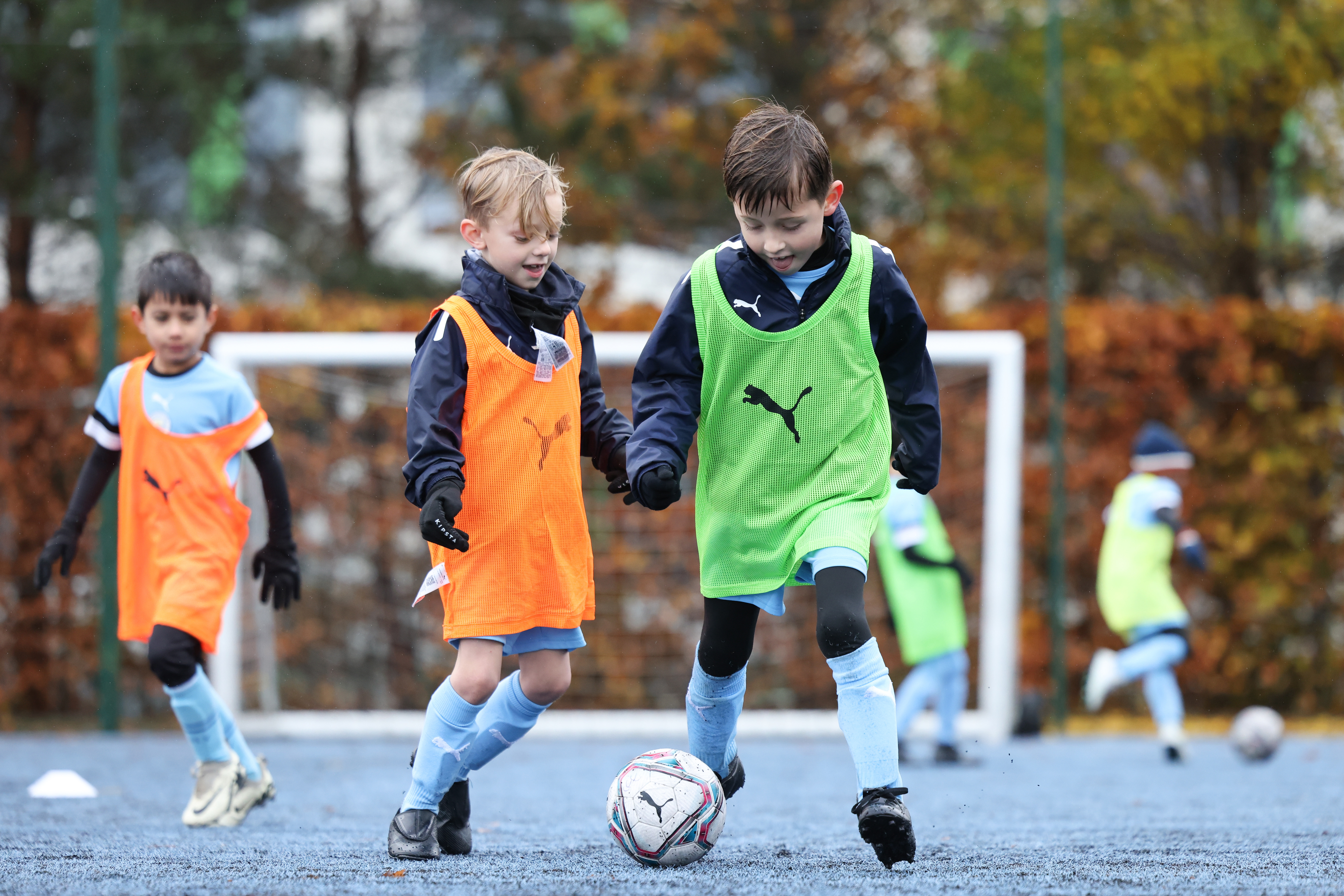 Denizli futbol okulları, çocuklar için futbol kursu, futbol eğitimi, çocuk futbol eğitimi, güvenl