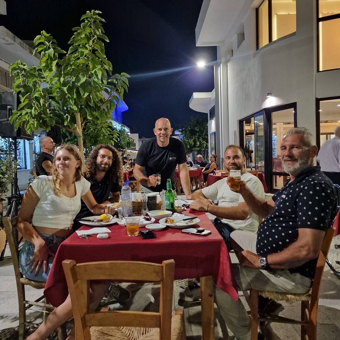 Ağrı meyhane, en iyi meyhaneler, Ağrı gece hayatı, meyhane önerileri, geleneksel meyhaneler, Ağrı