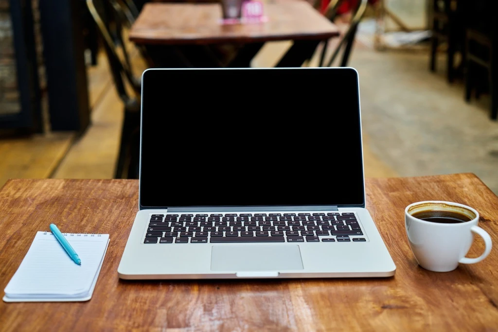 Notebook Ekran Sorunu Ve Değişimi