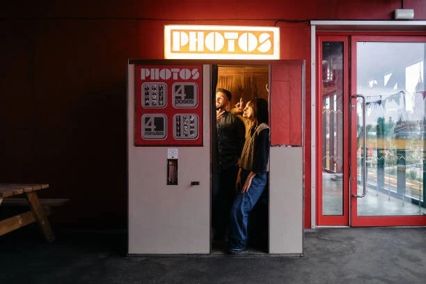 Vesikalık Fotoğraf Kabinleri: Hızlı ve Pratik Çözüm